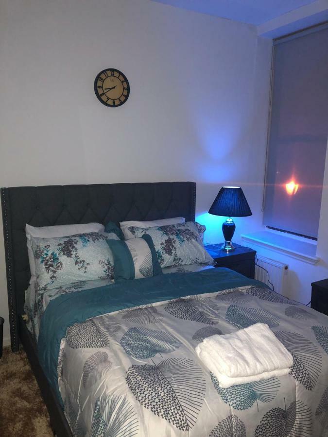 Biverlyhills Holiday Home New York Bagian luar foto