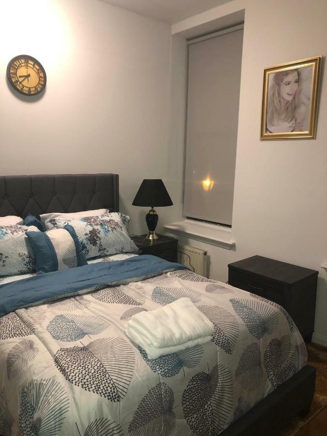 Biverlyhills Holiday Home New York Bagian luar foto